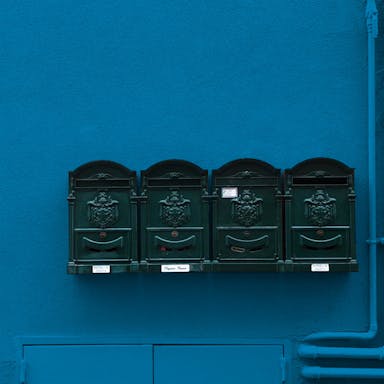 Pastel Blue Paint Color - vernice-wall-paint-interiors-pastel-blue-9